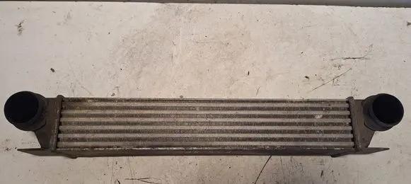 BMW 5 E39 Intercooler radiator 2247359
