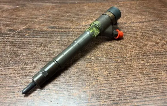 Iveco Daily 3rd gen Fuel injector 0445110273 504088755