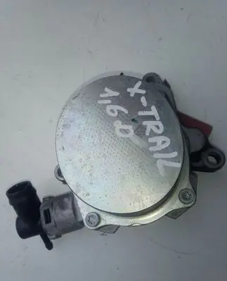 Nissan X-Trail T32 Vacuum pump 146503760R