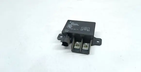 Coolant fan relay