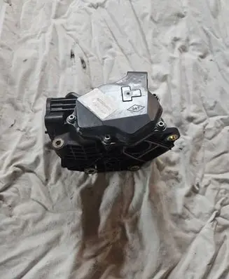 Renault Trafic III (X82) Throttle valve 223653584R H8201038353 A2C81975000