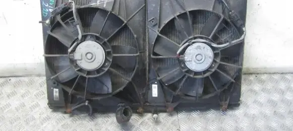 Honda CR-V Coolant radiator