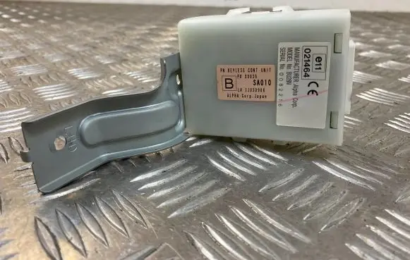 Subaru Forester SG Keyless (KESSY) go control unit/module 88035SA010 DU29N