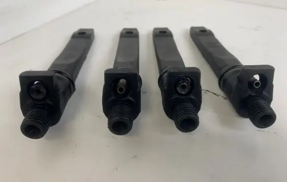 Fuel injectors set