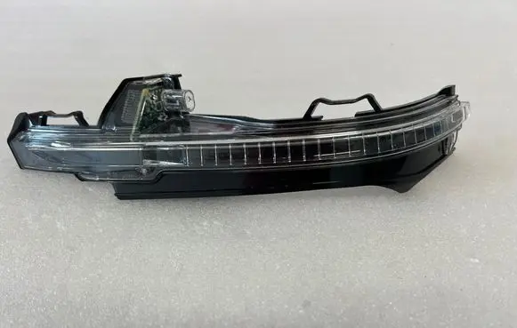 Audi Q7 4M Mirror indicator light 4M0949101A