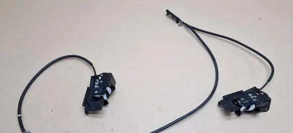 BMW 1 F20 F21 Engine bonnet/hood lock/catch 