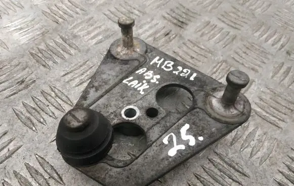 Mercedes-Benz S W221 ABS pump bracket A2214311240