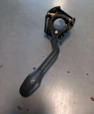 Volkswagen Polo III 6N 6N2 6NF Wiper control stalk
