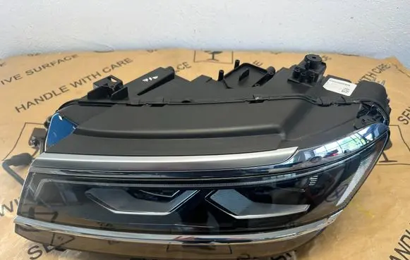Volkswagen Tiguan Allspace Headlight/headlamp 5NN941081C 030110123505 4LE15A6359