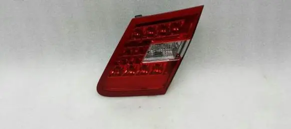 Mercedes-Benz E W212 Tailgate rear/tail lights A2128203264