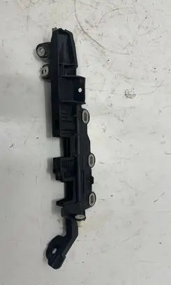BMW 5 G30 G31 Other engine bay part 9334787