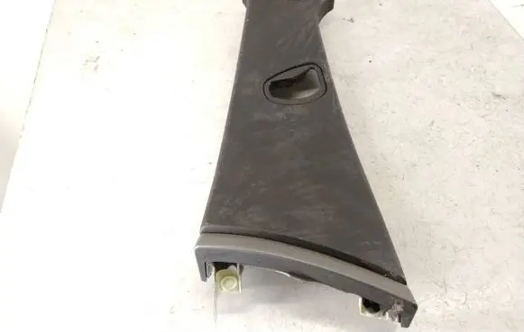BMW 7 E65 E66 (B) pillar trim (top) 7001979