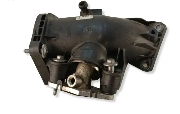 BMW 4 F32 F33 Air intake duct part 7810765 108452S10 7807991