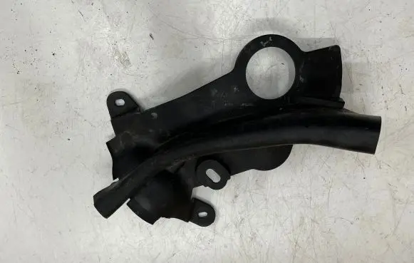 BMW M5 F90 Engine compartment rubber 51767349601 74850613