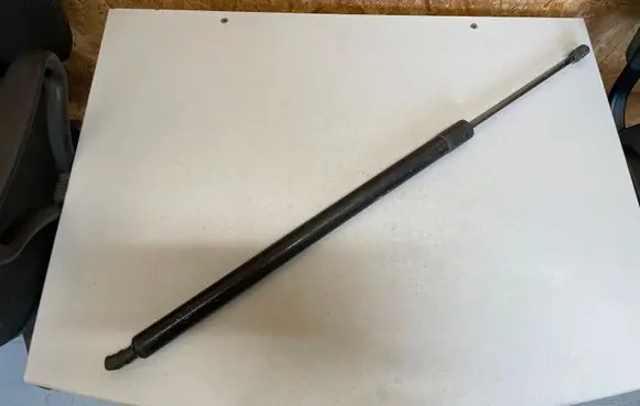 Volkswagen Multivan T5 Tailgate/trunk strut/damper 7H082755003S