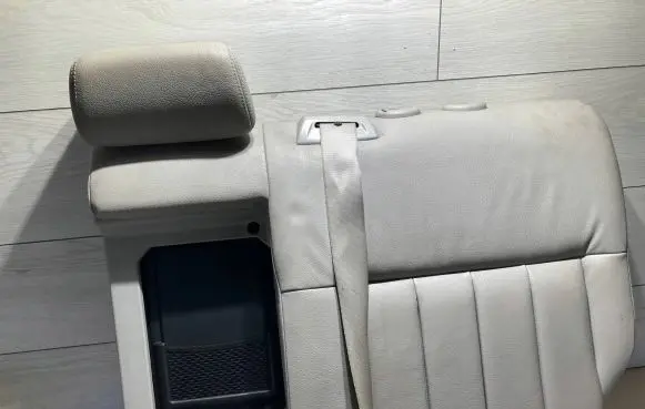 Mercedes-Benz E W212 Seat trim A2128203413