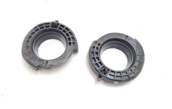 Mercedes-Benz CLS C257 Rear coil spring rubber mount A2053240184
