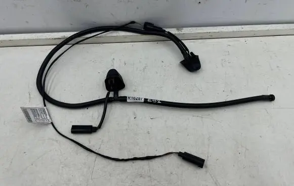 Windshield washer spray nozzle