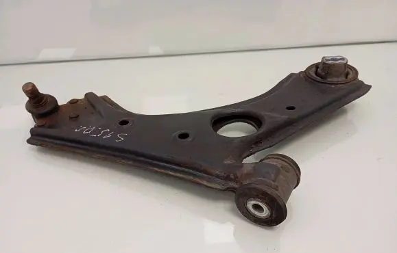 Honda Civic Front lower control arm/wishbone