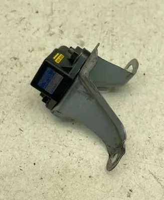 Toyota RAV 4 (XA20) Airbag deployment crash/impact sensor 8944160010 4991000410