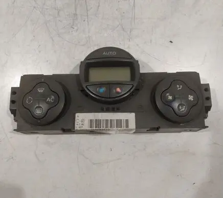 Renault Scenic II - Grand scenic II Climate control unit 8200344841