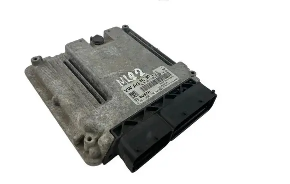 Volkswagen Tiguan Engine control unit/module ECU 04L907309K 0281030170