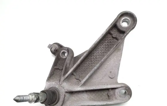 Nissan NV200 Gearbox mounting bracket 8200043084 8200457080