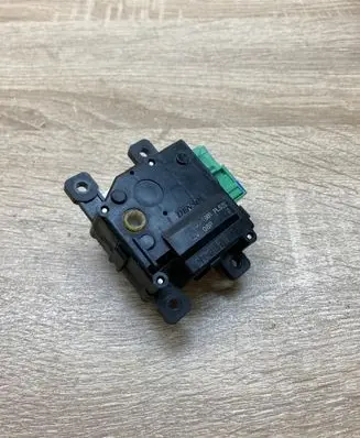 Lexus GS 300 350 430 450H Air flap motor/actuator 0638001981