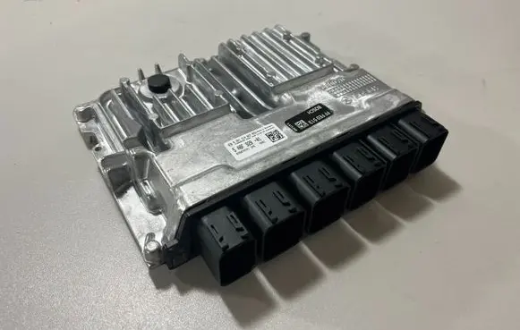 BMW X4 G02 Engine control unit/module 5A8F928