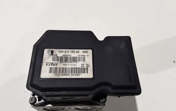 Volkswagen PASSAT B7 ABS Pump 3AA614109AG