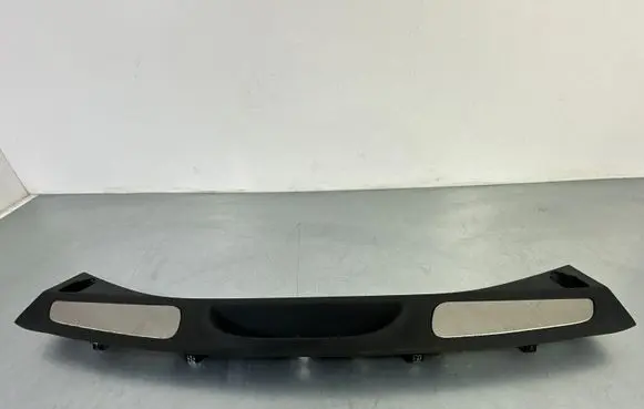 Jeep Grand Cherokee Trunk/boot sill cover protection 101049040BLR
