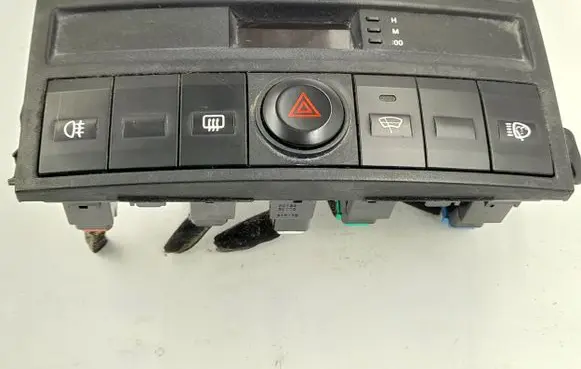 KIA Sorento Other switches/knobs/shifts 945003E150