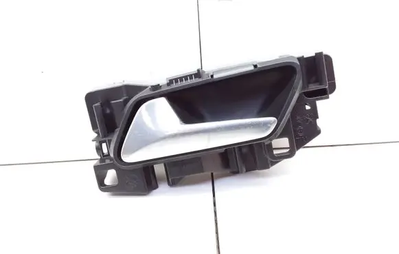 Opel Crossland X Front door interior handle 311339 311309