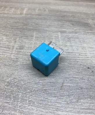 Toyota Corolla E120 E130 Other relay 9098704010