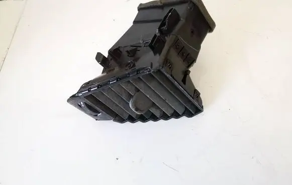 Opel Astra K Dash center air vent grill 39079606