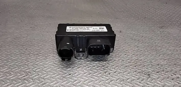 Mercedes-Benz A W169 Glow plug pre-heat relay A6401530479 899087000