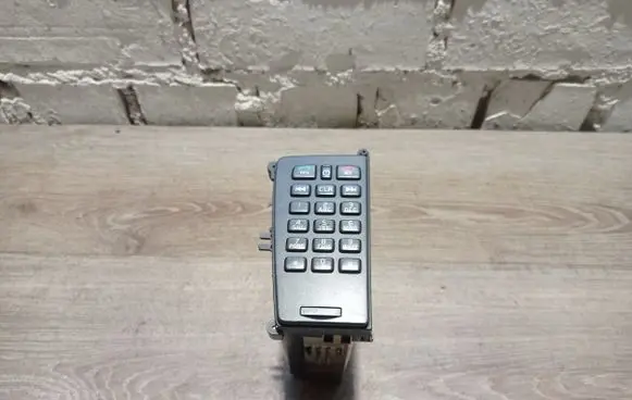 Volvo S60 Phone keyboard 30752243