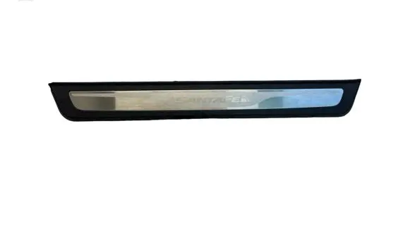 Hyundai Santa Fe Front sill trim cover 858842W500