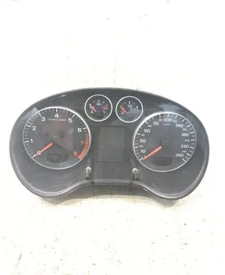 Audi A3 S3 A3 Sportback 8P Speedometer (instrument cluster) 8P0920900J