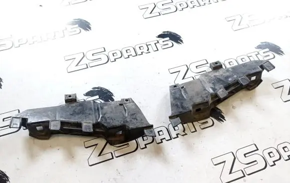 BMW 5 E39 Headlight/headlamp mounting bracket