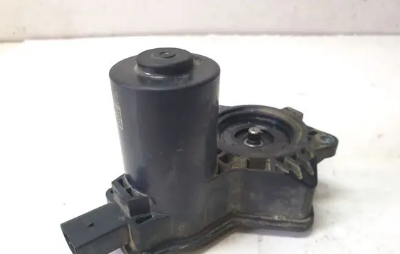 KIA Sorento Hand brake/parking brake motor C810A1100E