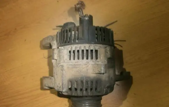 Renault Megane I Generator/alternator
