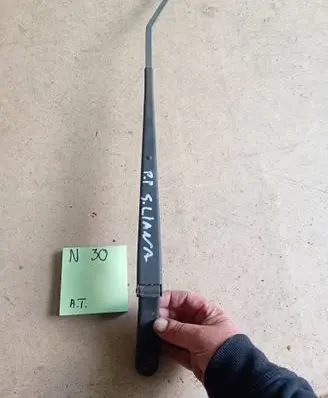Suzuki Liana Front wiper blade arm 9865565