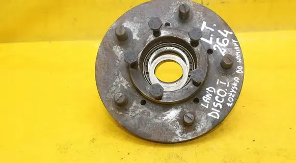 Land Rover Discovery Rear wheel hub 264