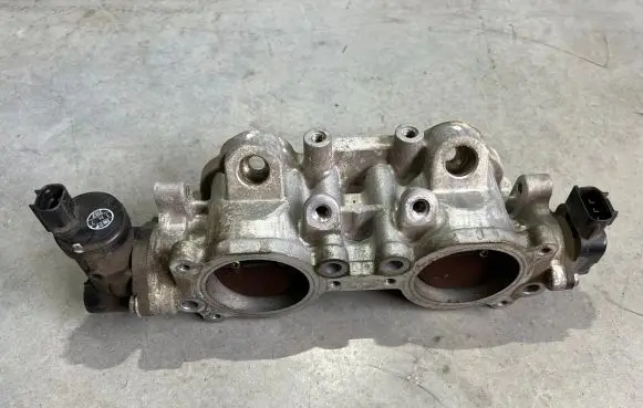 Subaru Forester SG Throttle valve 14011ab383 2120000090