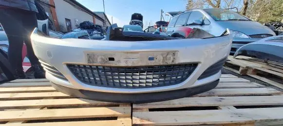 Opel Astra H Front bumper