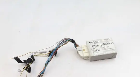 BMW X5 E70 Air suspension control unit module (rear) 6793163