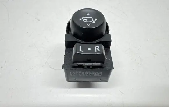 Opel Astra K Wing mirror switch 23301469 17006939
