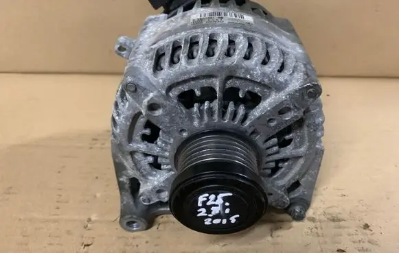 BMW X3 F25 Generator/alternator 7605061