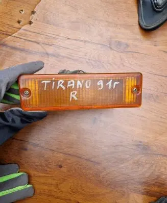 Nissan Terrano Front indicator light 6137 3195 3157
